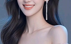 王璐瑶自夸奶大